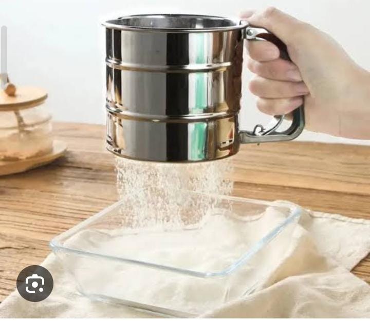 New Flour Sifter Stainless Steel Hand-held Powder Strainer Sugar Sifter Kitchen Tools
