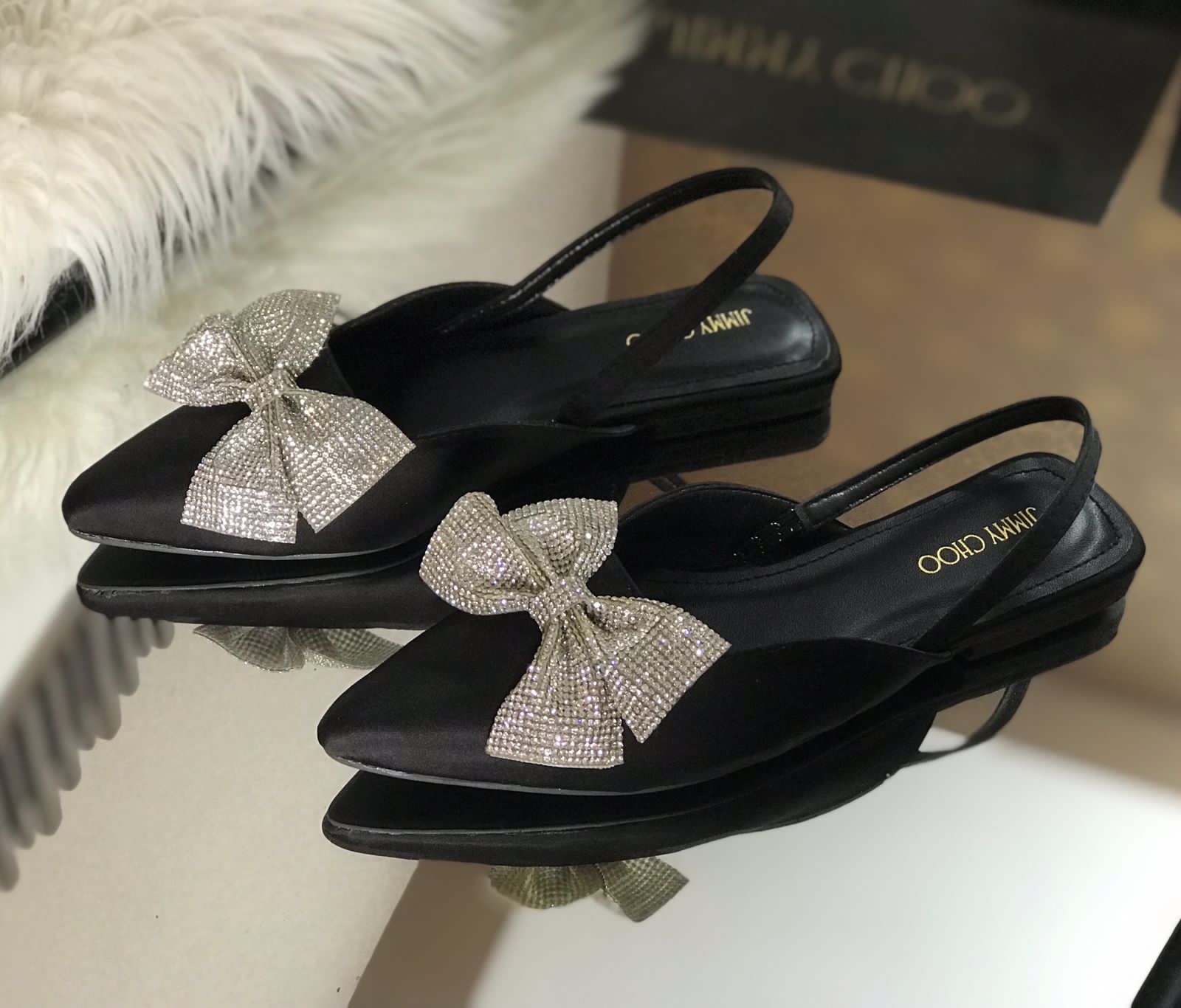 Jimmy flat with brand box