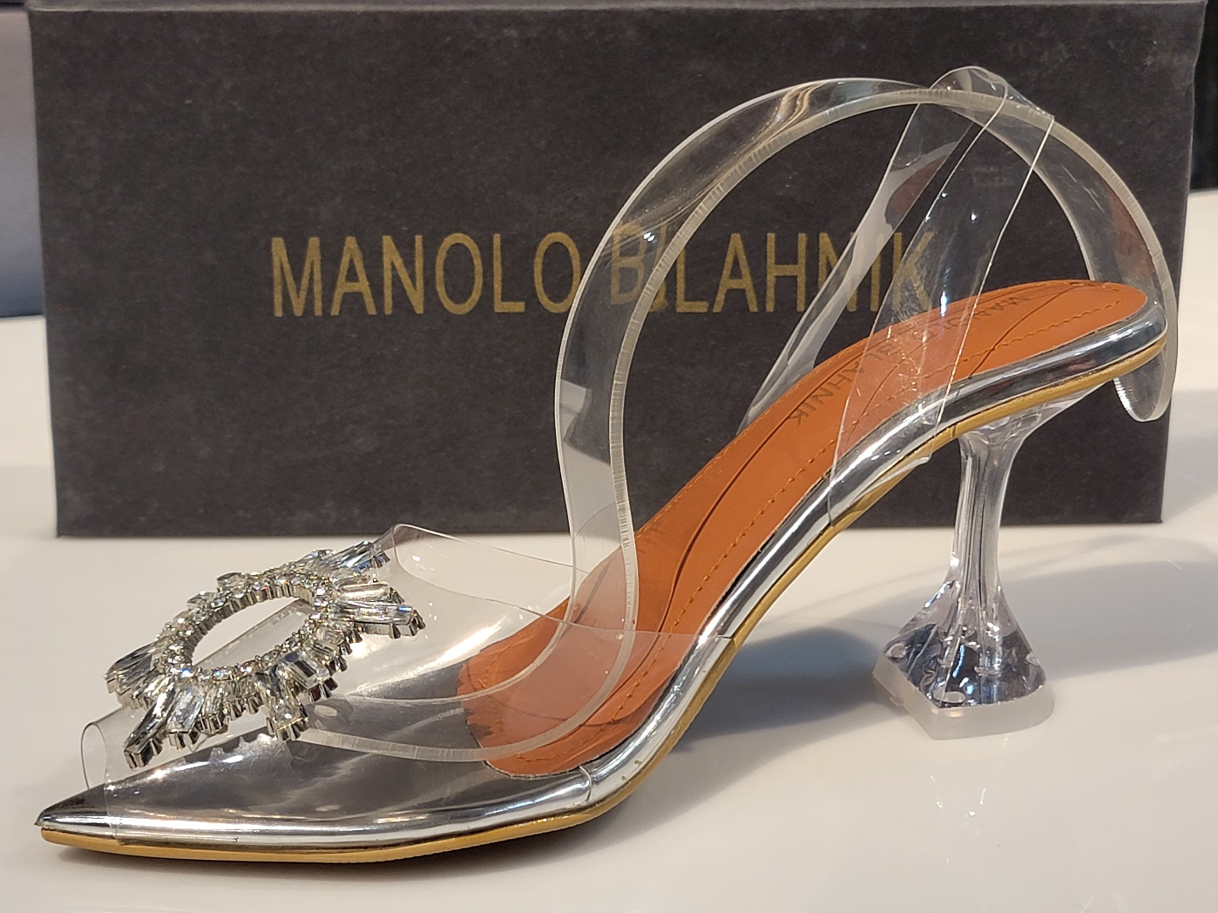 Monalo Blahnik Transferent Heels: