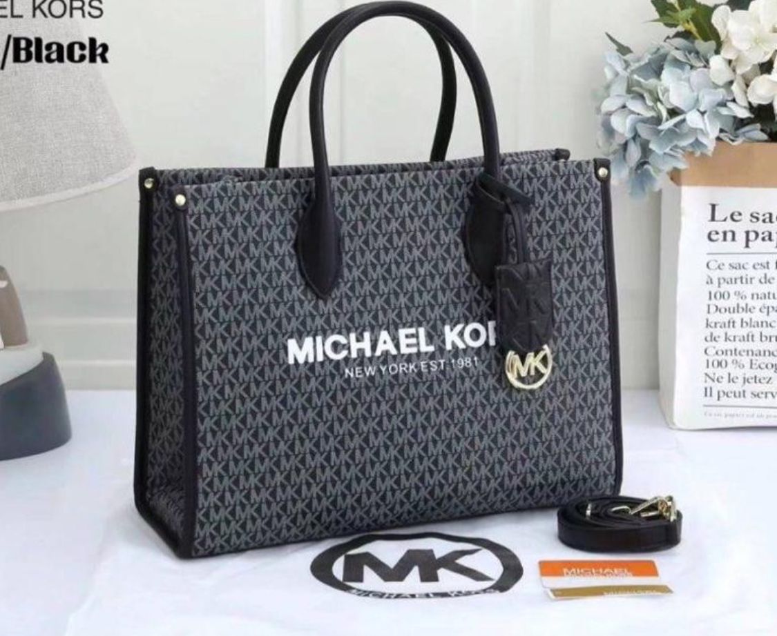 MICHAEL KORS  NEW YORK BAG